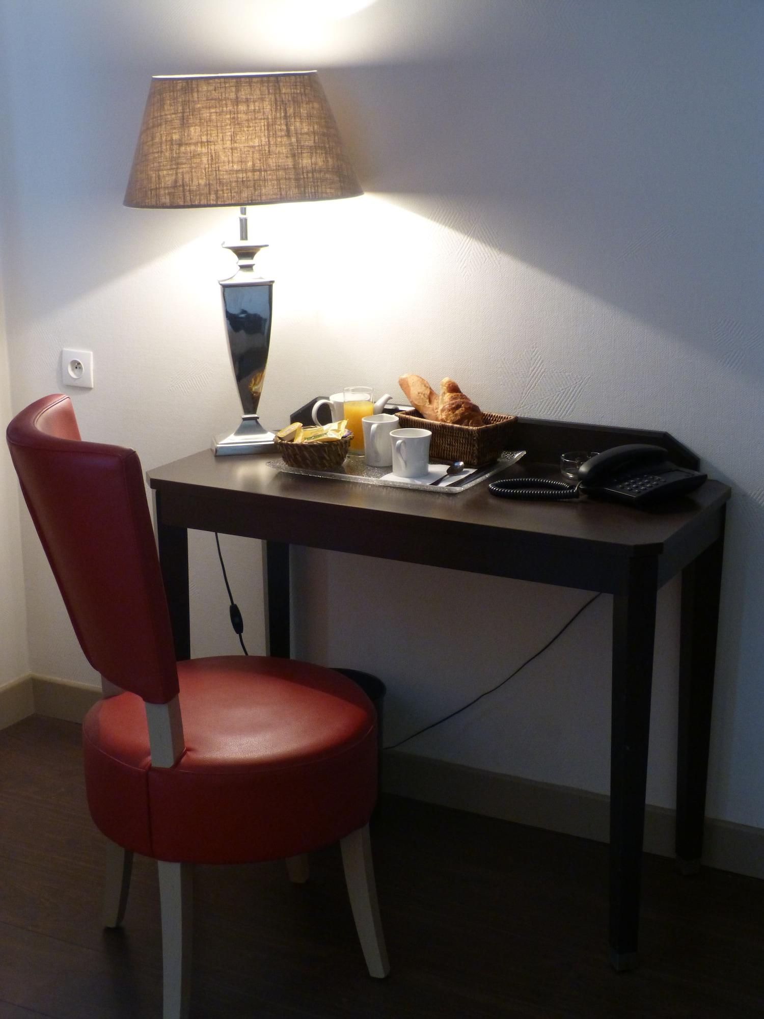 Hotel Little Regina Paris Bagian luar foto