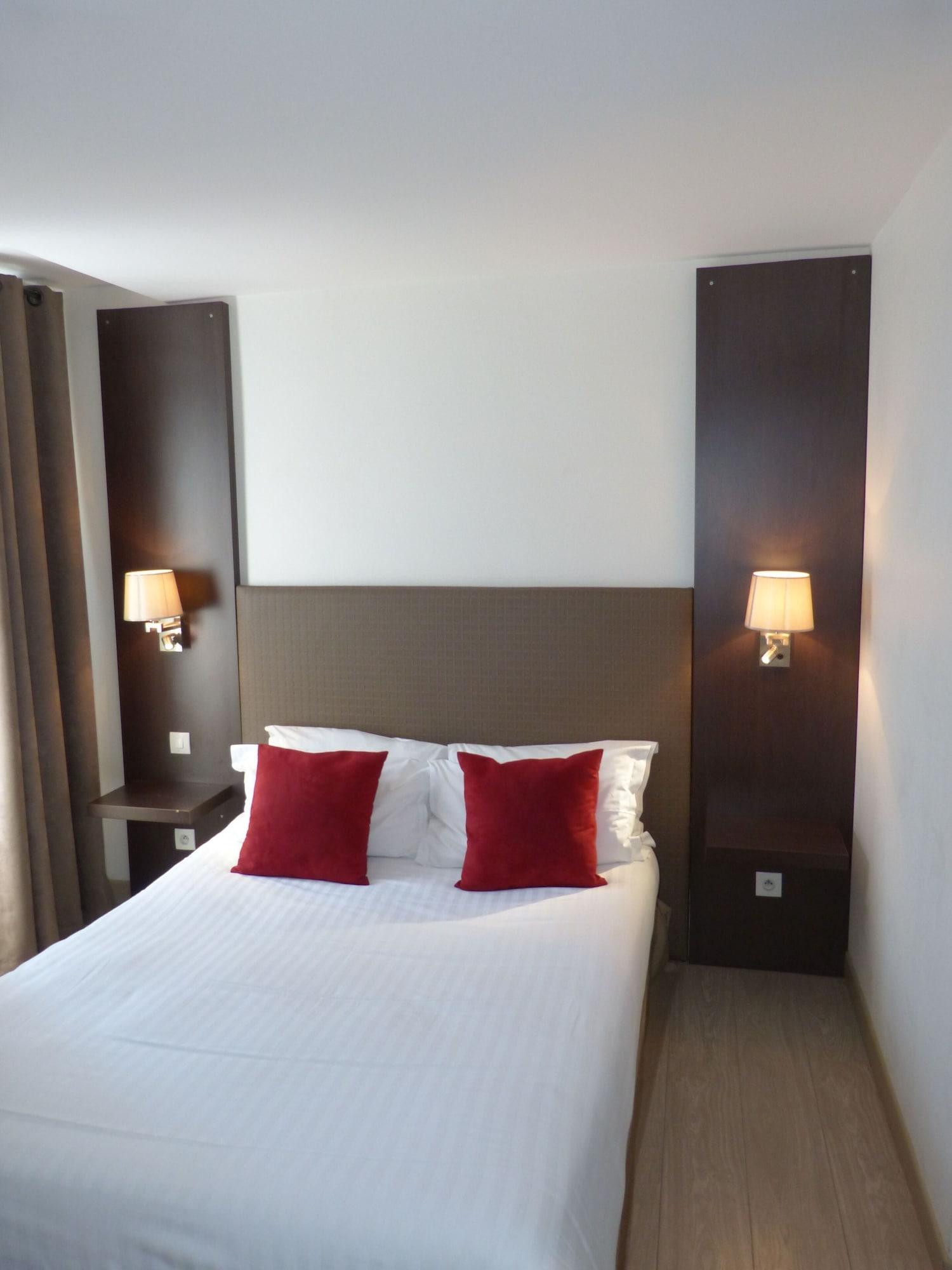 Hotel Little Regina Paris Bagian luar foto