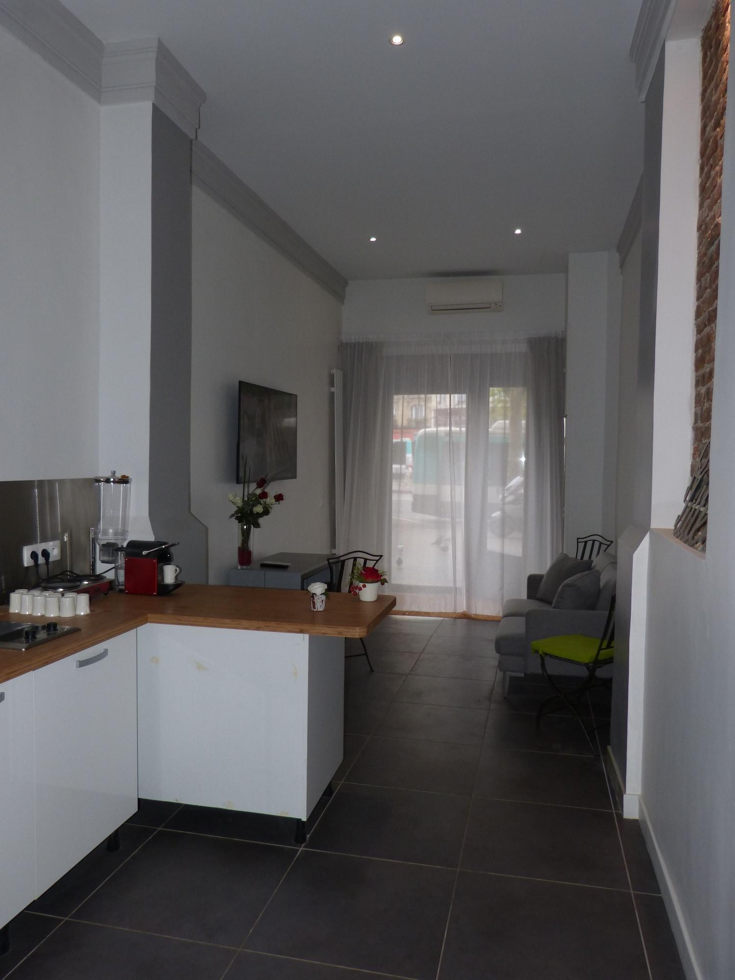Hotel Little Regina Paris Bagian luar foto